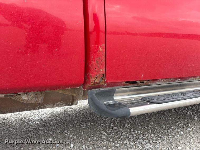 image for item FK1426 2009 Chevrolet Silverado 2500HD Crew Cab pickup truck