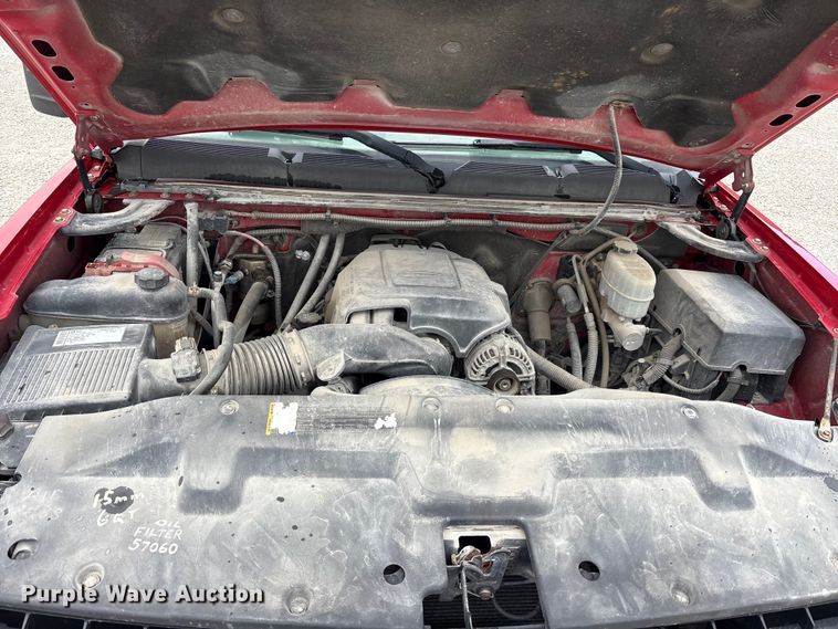 image for item FK1426 2009 Chevrolet Silverado 2500HD Crew Cab pickup truck