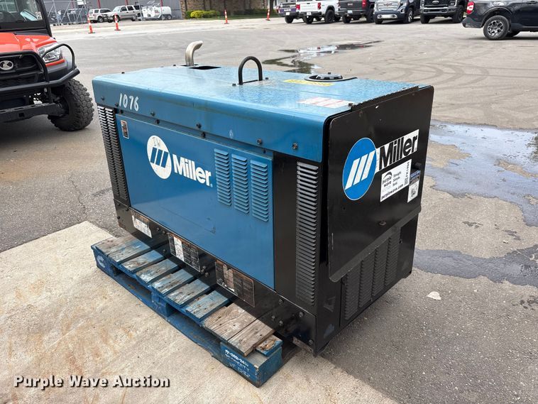 image for item FK1494 Miller Big Blue 450 Duo CST welder/generator