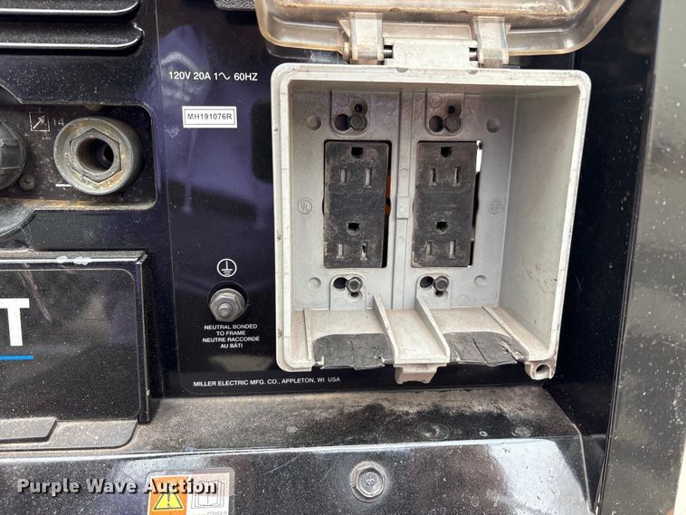 image for item FK1494 Miller Big Blue 450 Duo CST welder/generator