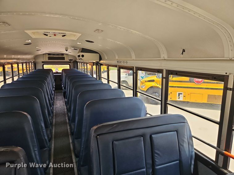image for item FN5686 2010 Thomas Built HDX school bus