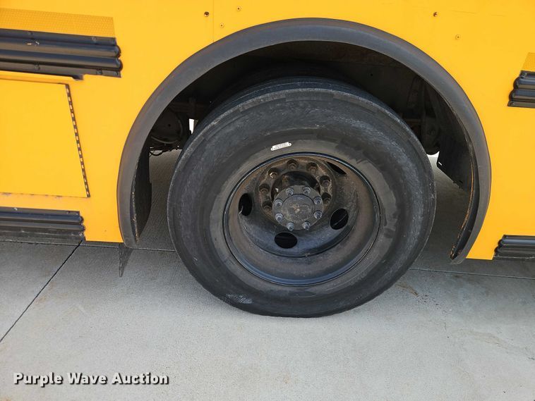 image for item FN5686 2010 Thomas Built HDX school bus
