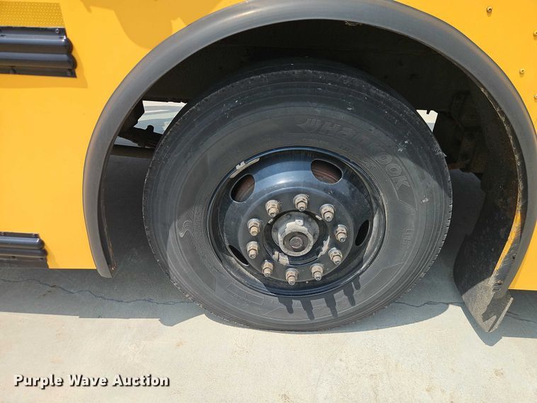 image for item FN5686 2010 Thomas Built HDX school bus