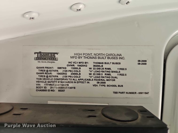 image for item FN5686 2010 Thomas Built HDX school bus