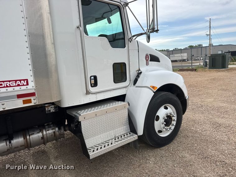image for item MX9252 2021 Kenworth T270 box truck