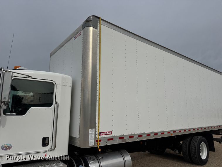 image for item MX9252 2021 Kenworth T270 box truck