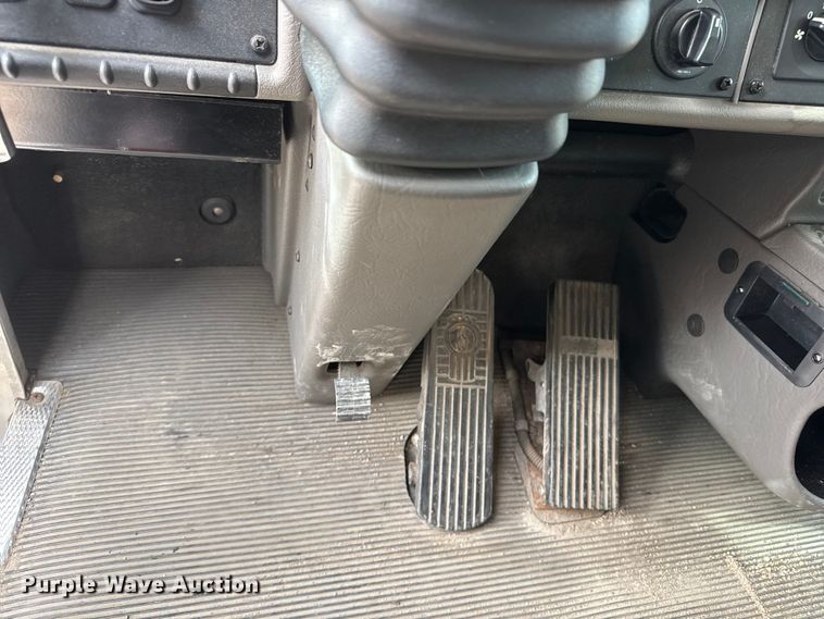 image for item MX9252 2021 Kenworth T270 box truck