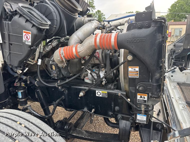 image for item MX9252 2021 Kenworth T270 box truck