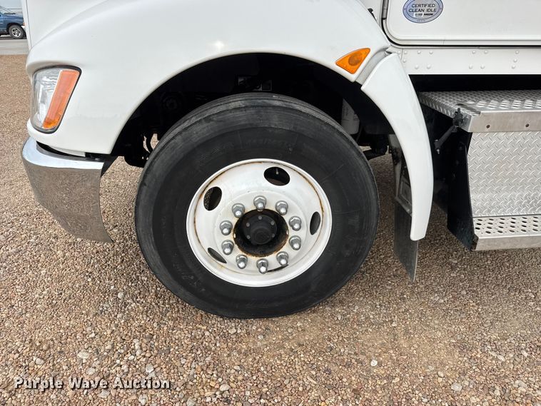 image for item MX9252 2021 Kenworth T270 box truck