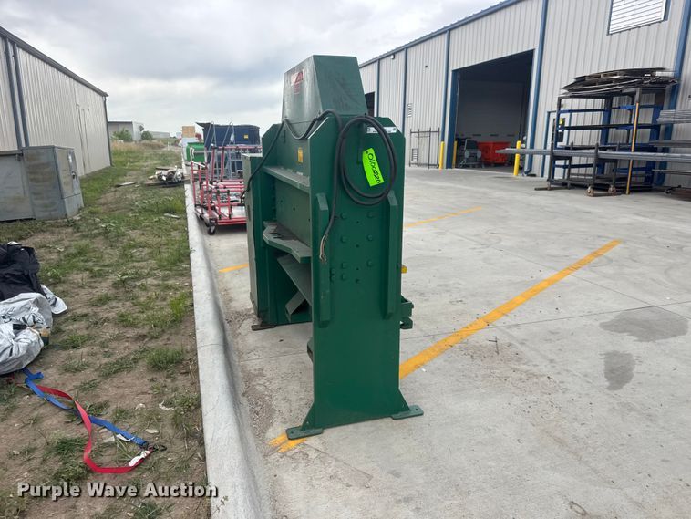 image for item MX9261 Uni-Hydro 1/4 X 51 ironworker