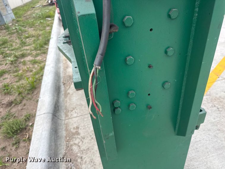 image for item MX9261 Uni-Hydro 1/4 X 51 ironworker