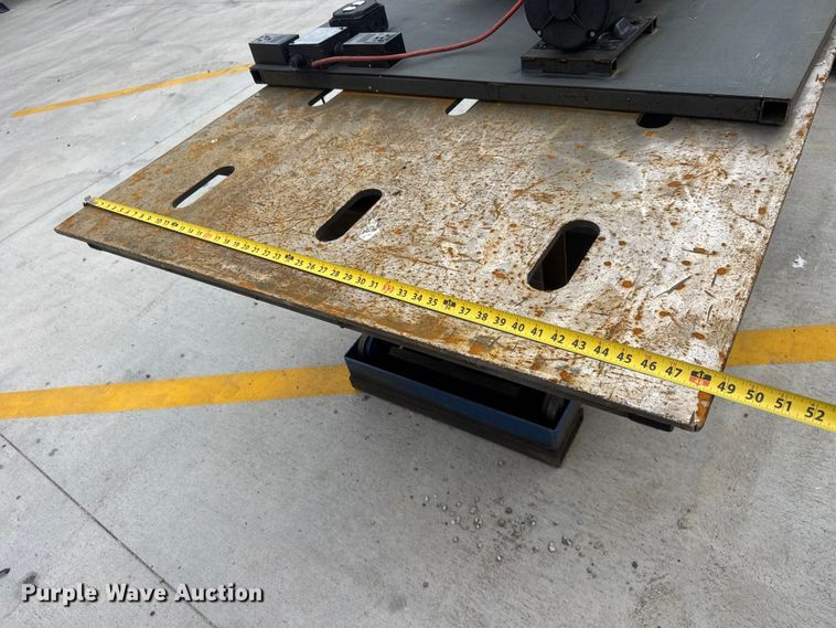 image for item MX9262 Hydraulic table
