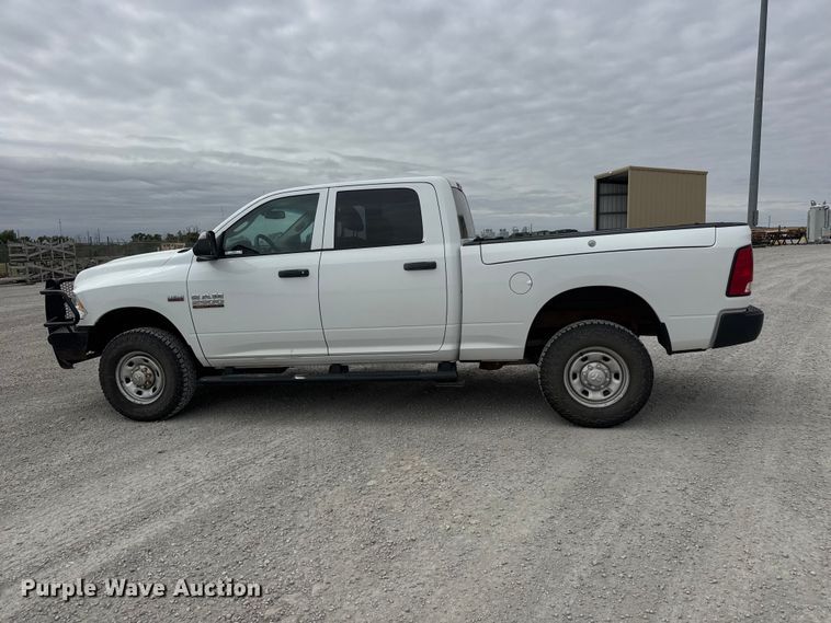 image for item NA9345 2016 RAM 2500 Crew Cab pickup truck