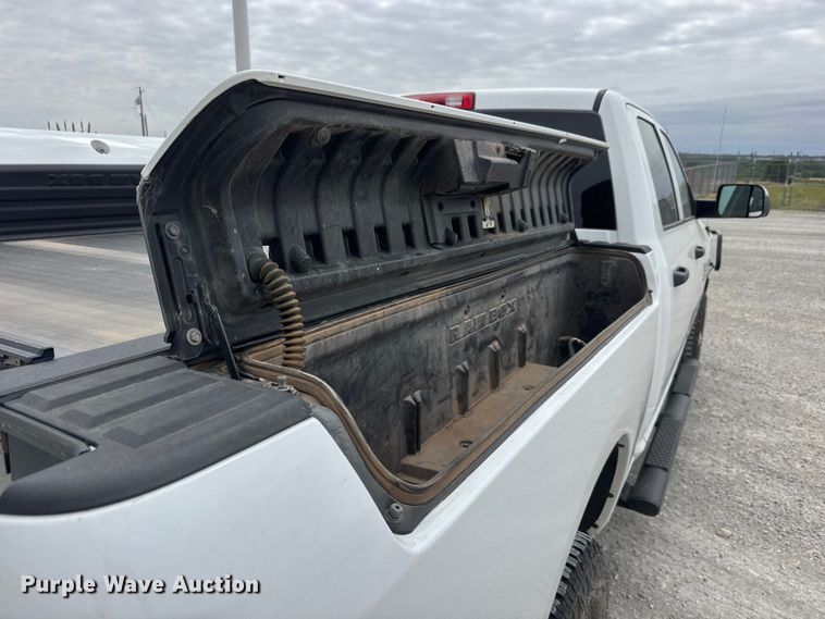 image for item NA9345 2016 RAM 2500 Crew Cab pickup truck