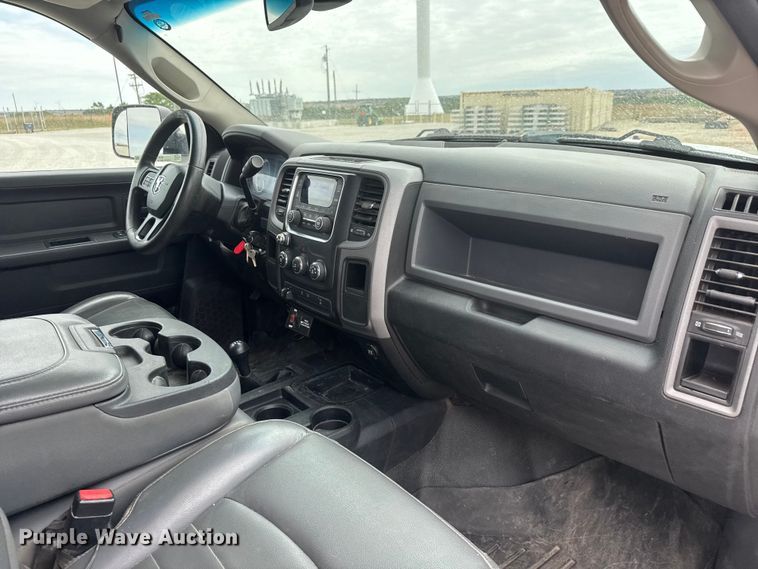 image for item NA9345 2016 RAM 2500 Crew Cab pickup truck
