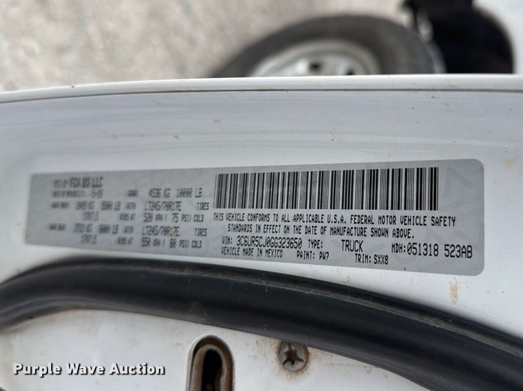 image for item NA9345 2016 RAM 2500 Crew Cab pickup truck