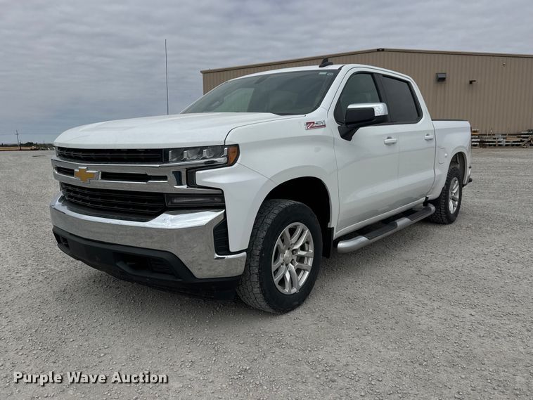 image for item NA9346 2019 Chevrolet Silverado 1500 Crew Cab pickup truck