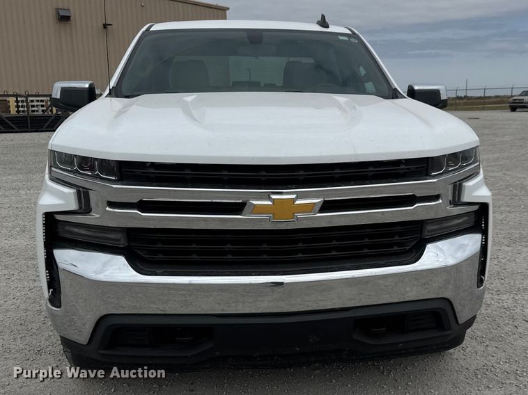 image for item NA9346 2019 Chevrolet Silverado 1500 Crew Cab pickup truck