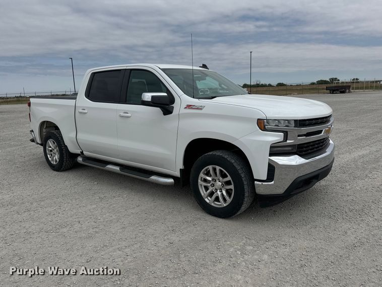 image for item NA9346 2019 Chevrolet Silverado 1500 Crew Cab pickup truck