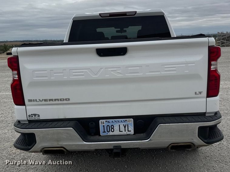 image for item NA9346 2019 Chevrolet Silverado 1500 Crew Cab pickup truck