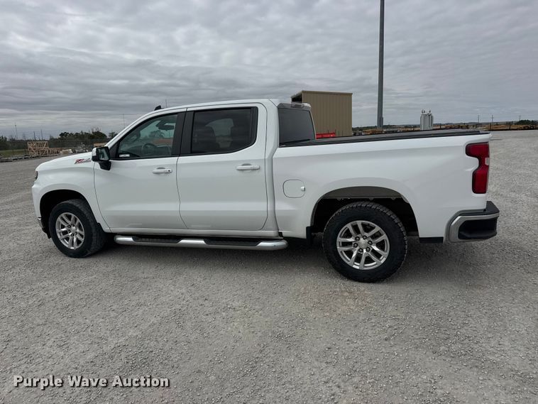 image for item NA9346 2019 Chevrolet Silverado 1500 Crew Cab pickup truck