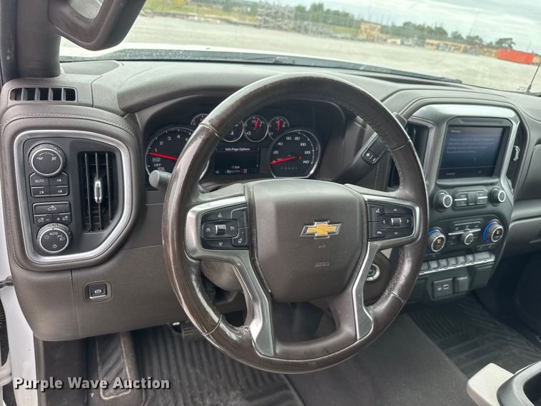 image for item NA9346 2019 Chevrolet Silverado 1500 Crew Cab pickup truck