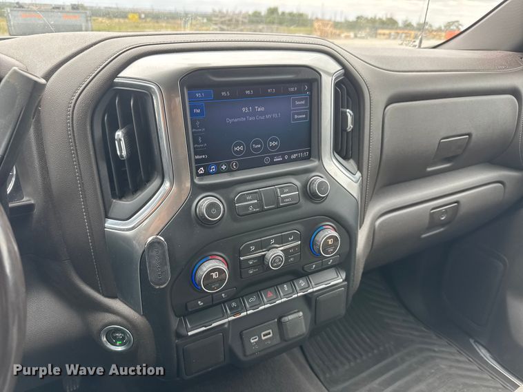 image for item NA9346 2019 Chevrolet Silverado 1500 Crew Cab pickup truck