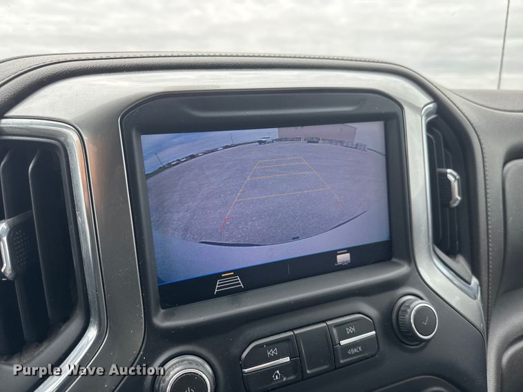image for item NA9346 2019 Chevrolet Silverado 1500 Crew Cab pickup truck