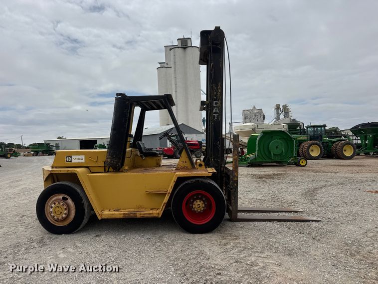 image for item NA9347 Caterpillar V160 forklift