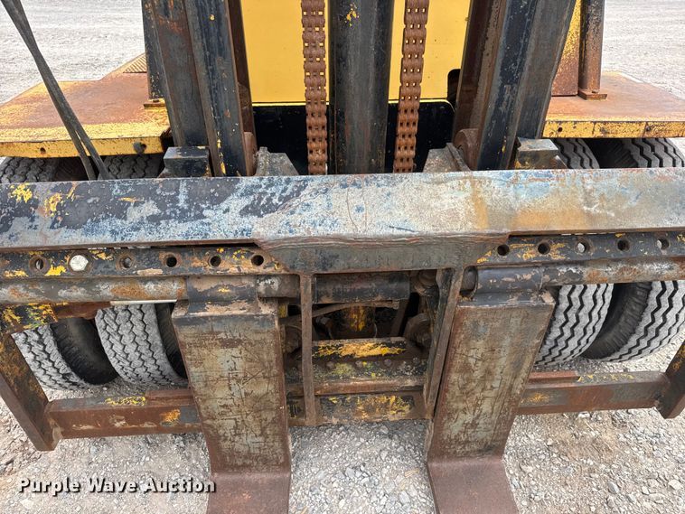 image for item NA9347 Caterpillar V160 forklift