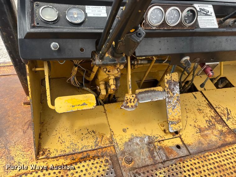 image for item NA9347 Caterpillar V160 forklift