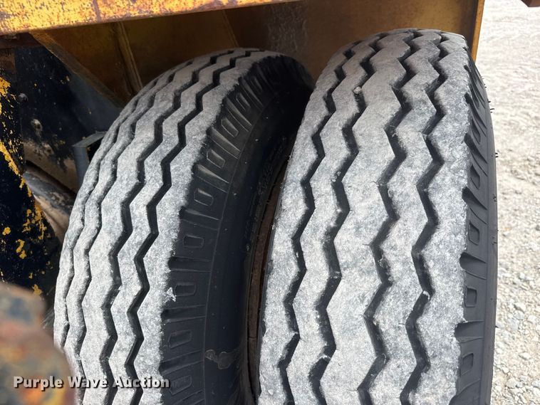 image for item NA9347 Caterpillar V160 forklift