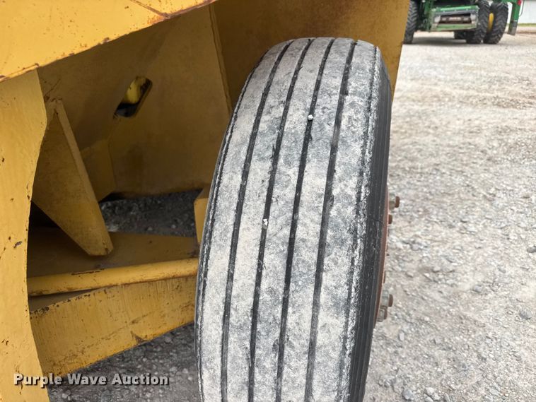 image for item NA9347 Caterpillar V160 forklift