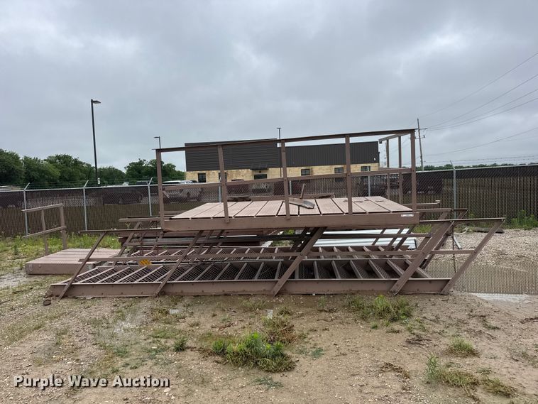 image for item NA9354 (2) metal platforms