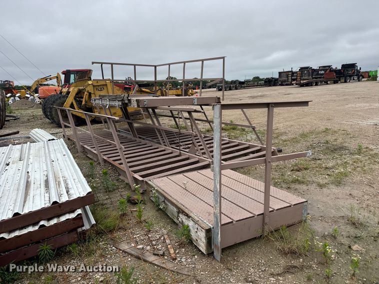 image for item NA9354 (2) metal platforms
