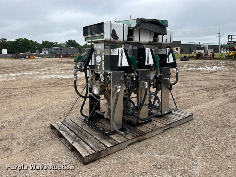 (3) Gilbarco JHA-400 fuel pumps