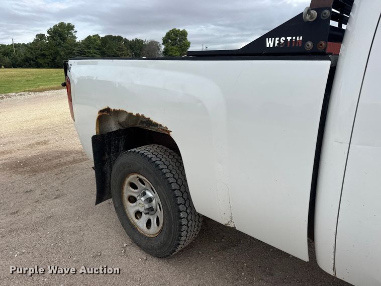 image for item NA9361 2010 Chevrolet Silverado 1500 Ext. Cab pickup truck