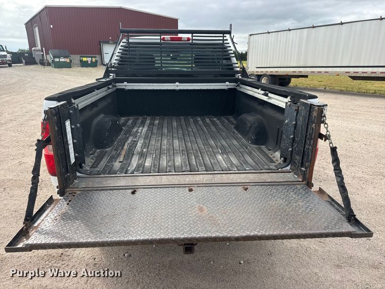 image for item NA9361 2010 Chevrolet Silverado 1500 Ext. Cab pickup truck