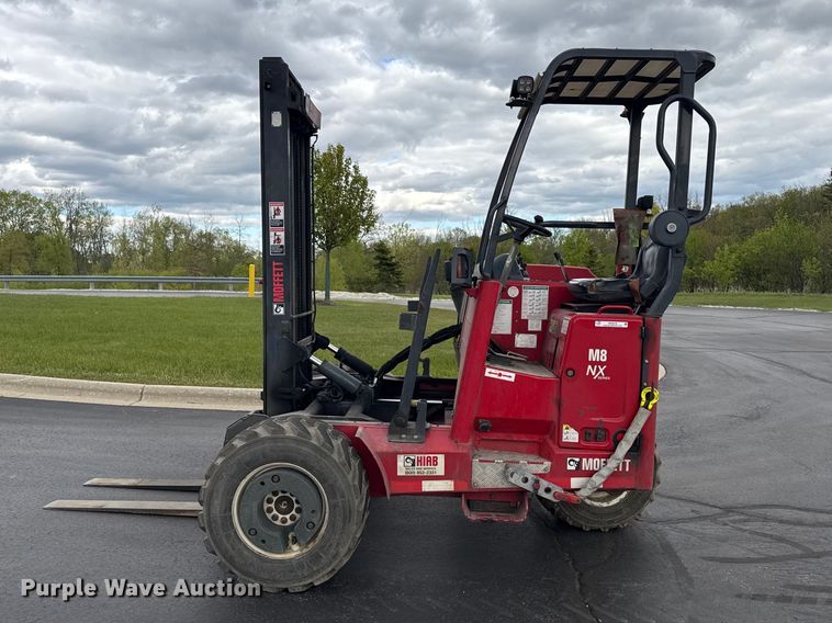 image for item ND9478 2016 Moffett M8 55.4 forklift