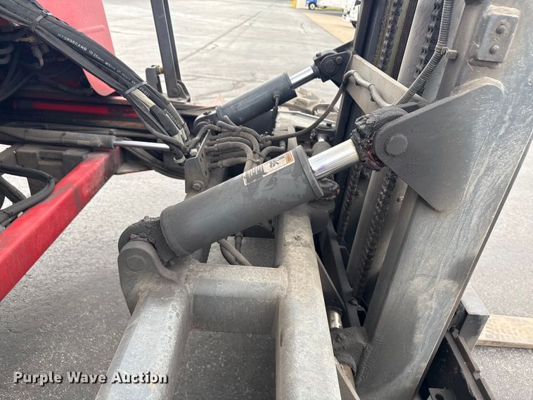 image for item ND9478 2016 Moffett M8 55.4 forklift