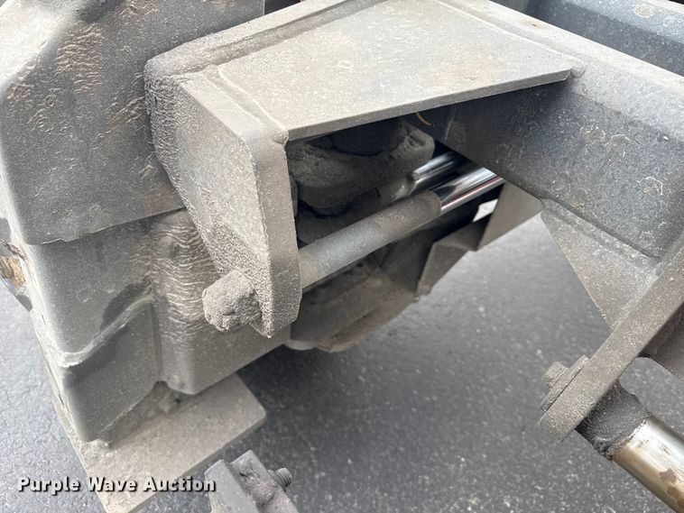 image for item ND9478 2016 Moffett M8 55.4 forklift