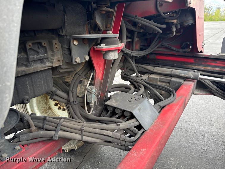 image for item ND9478 2016 Moffett M8 55.4 forklift
