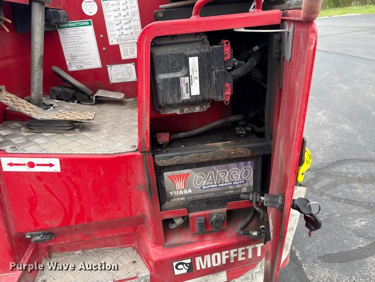 image for item ND9478 2016 Moffett M8 55.4 forklift