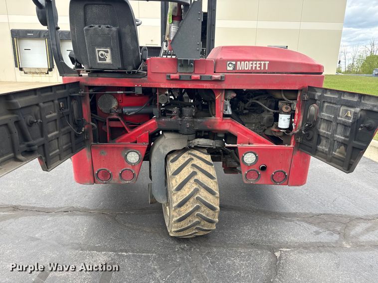 image for item ND9478 2016 Moffett M8 55.4 forklift