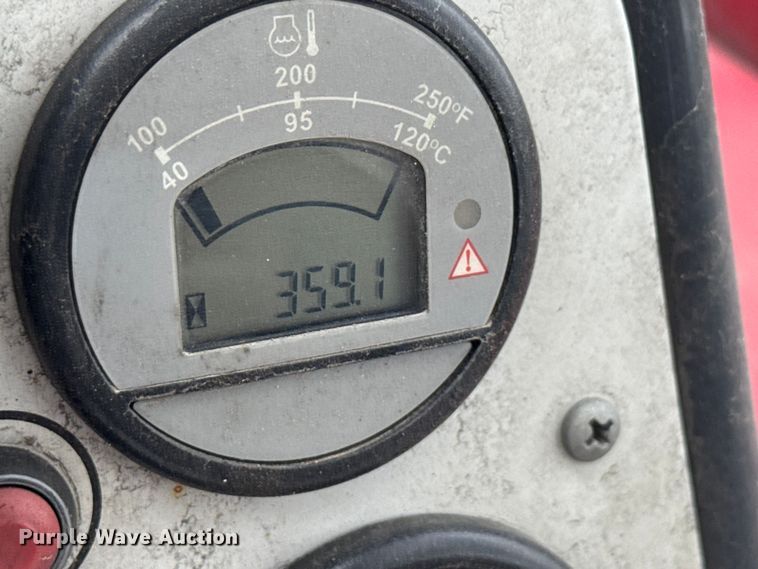 image for item ND9478 2016 Moffett M8 55.4 forklift