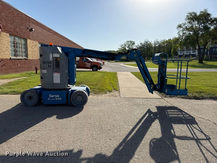 image for item ND9479 2012 Genie Z-30/20N RJ boom lift