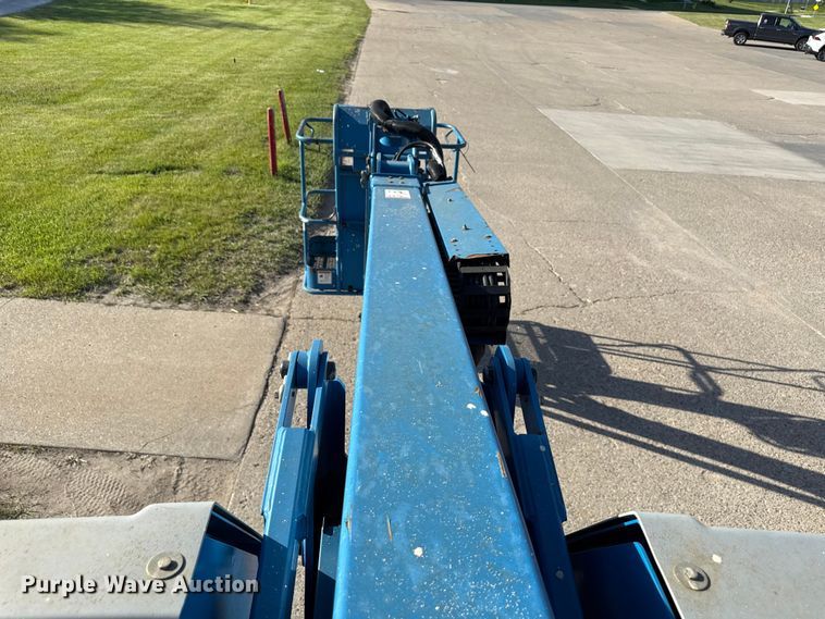 image for item ND9479 2012 Genie Z-30/20N RJ boom lift