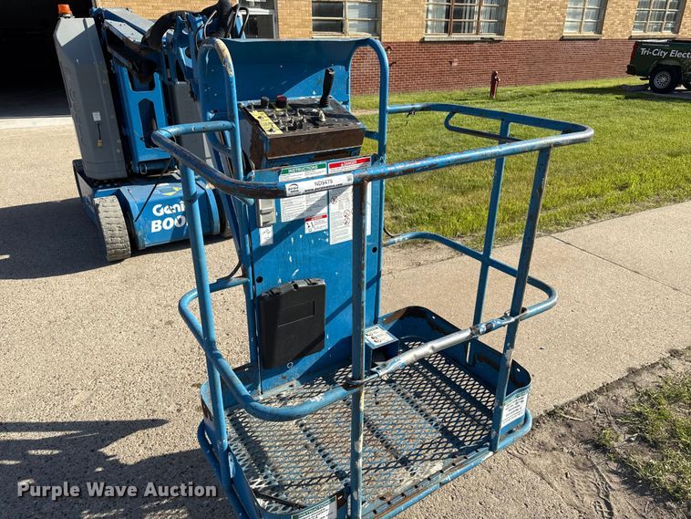 image for item ND9479 2012 Genie Z-30/20N RJ boom lift