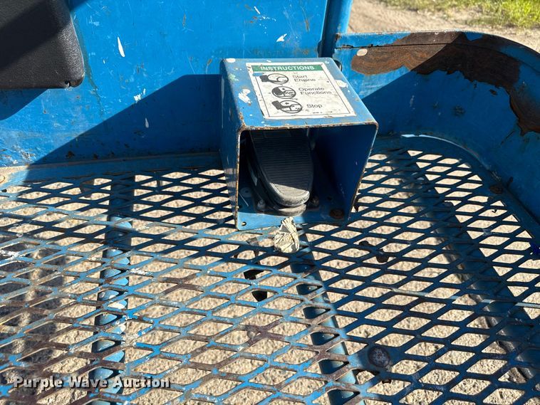 image for item ND9479 2012 Genie Z-30/20N RJ boom lift
