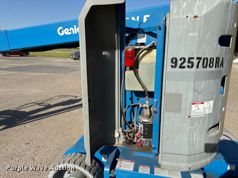 image for item ND9479 2012 Genie Z-30/20N RJ boom lift